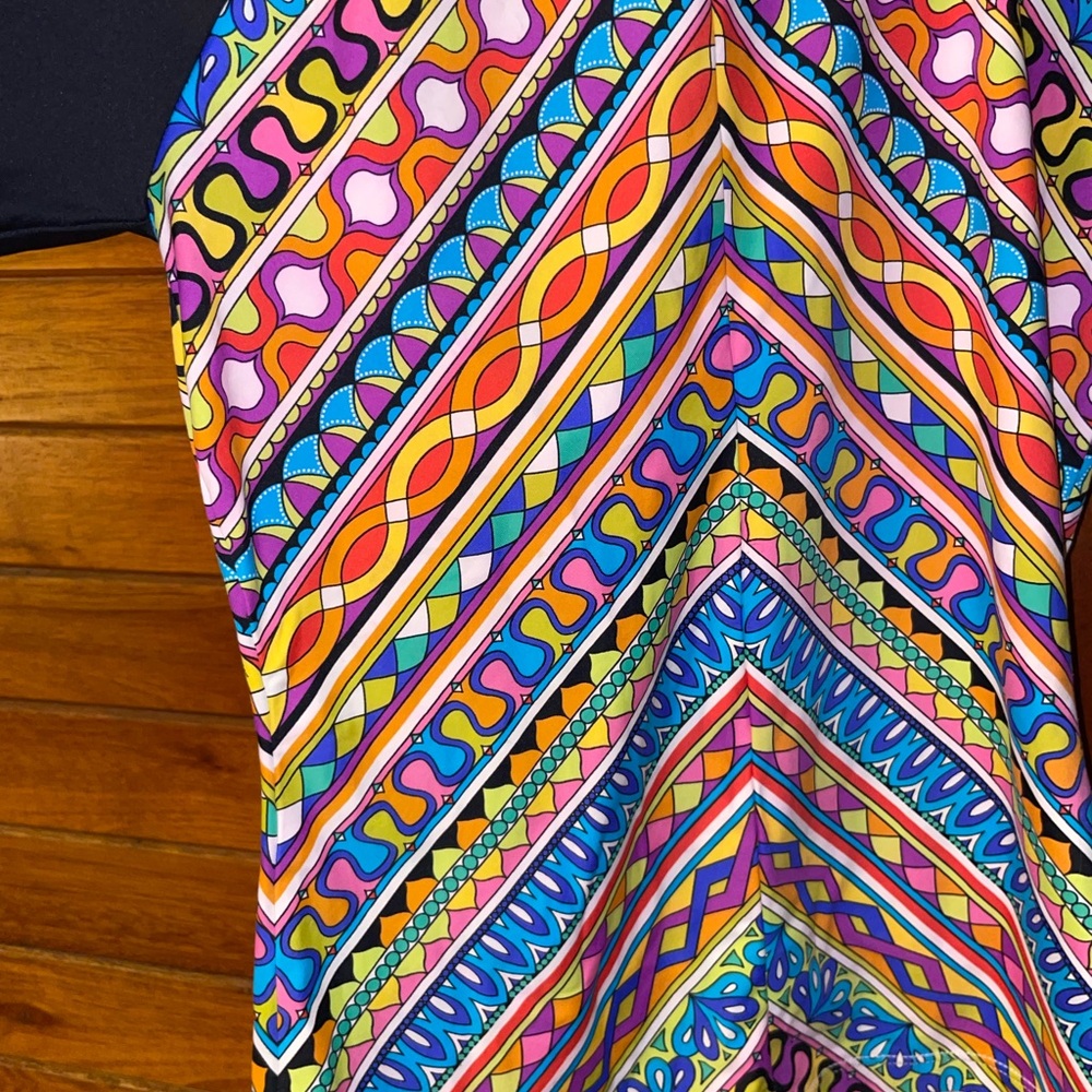 Trina Turk Multicolor Rashguard - Picture 2 of 4